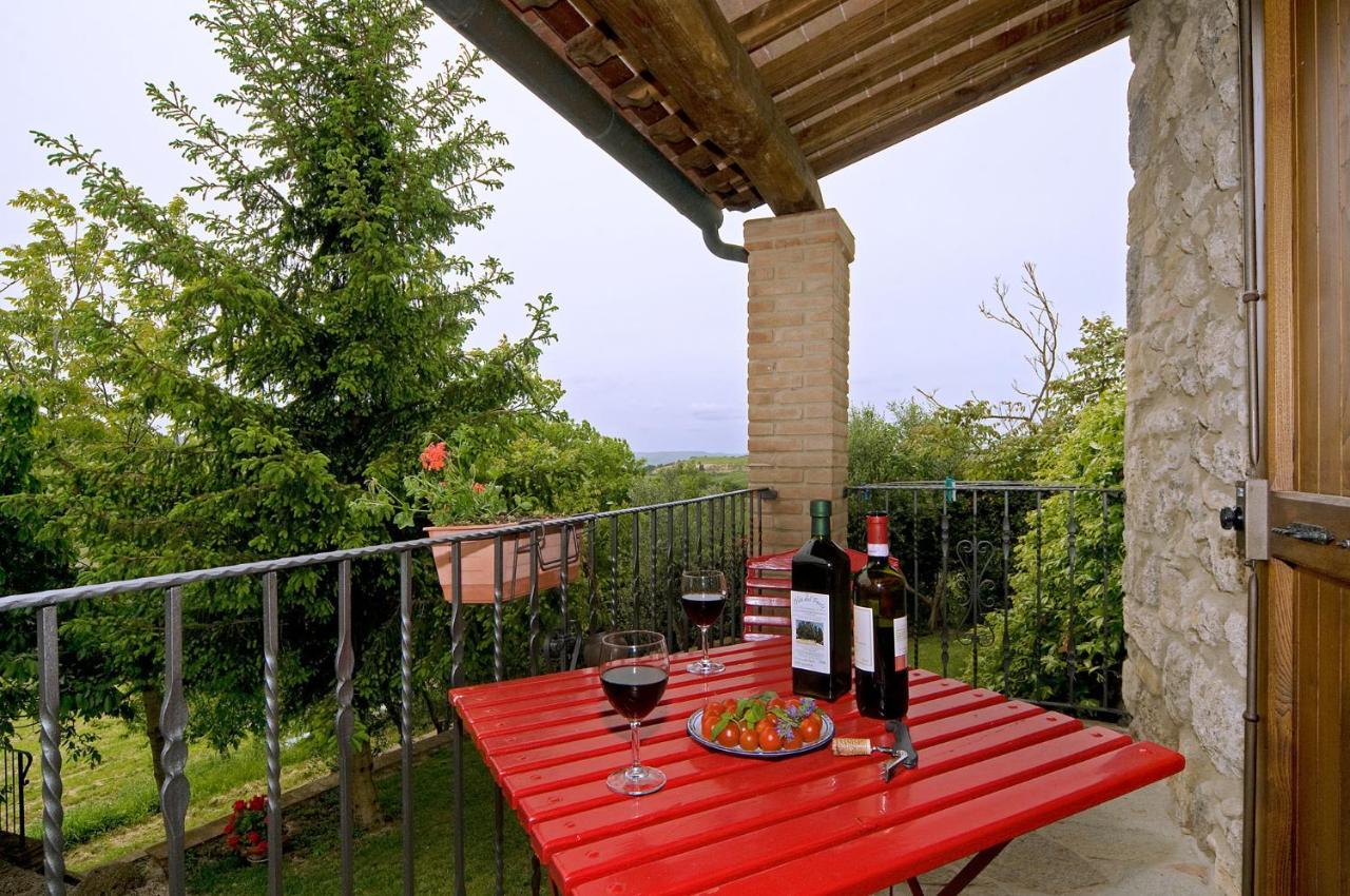 Agriturismo Fontesettimena Appartamento Rondine- Appartamento Capriolo โวลแตร์รา ภายนอก รูปภาพ